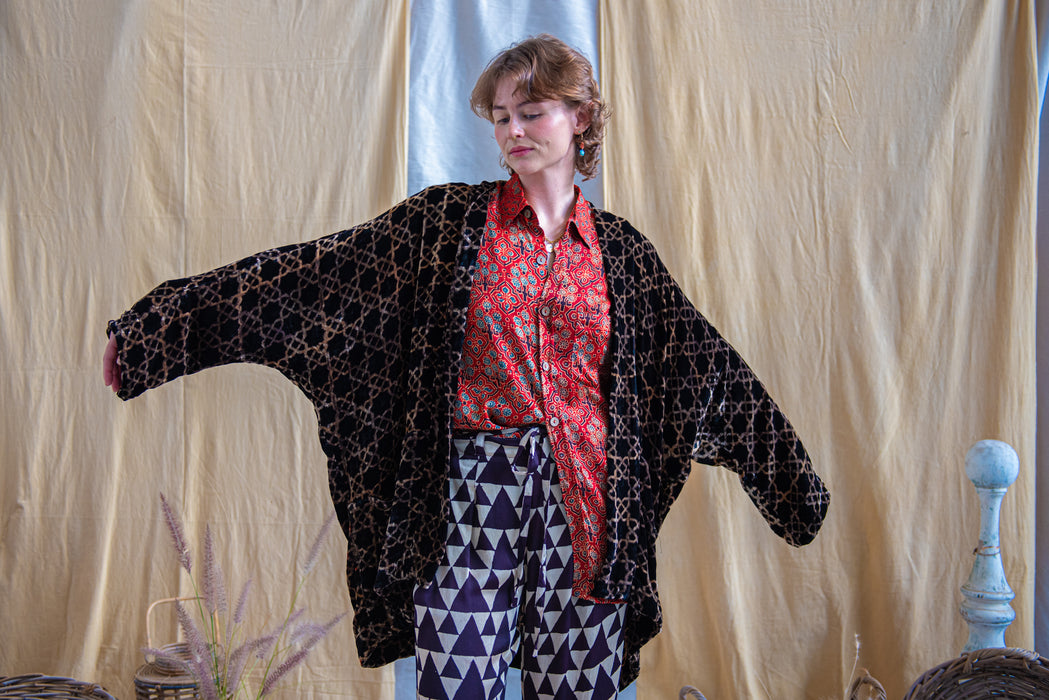 Silk Velvet Kimono Jacket - Black Silver