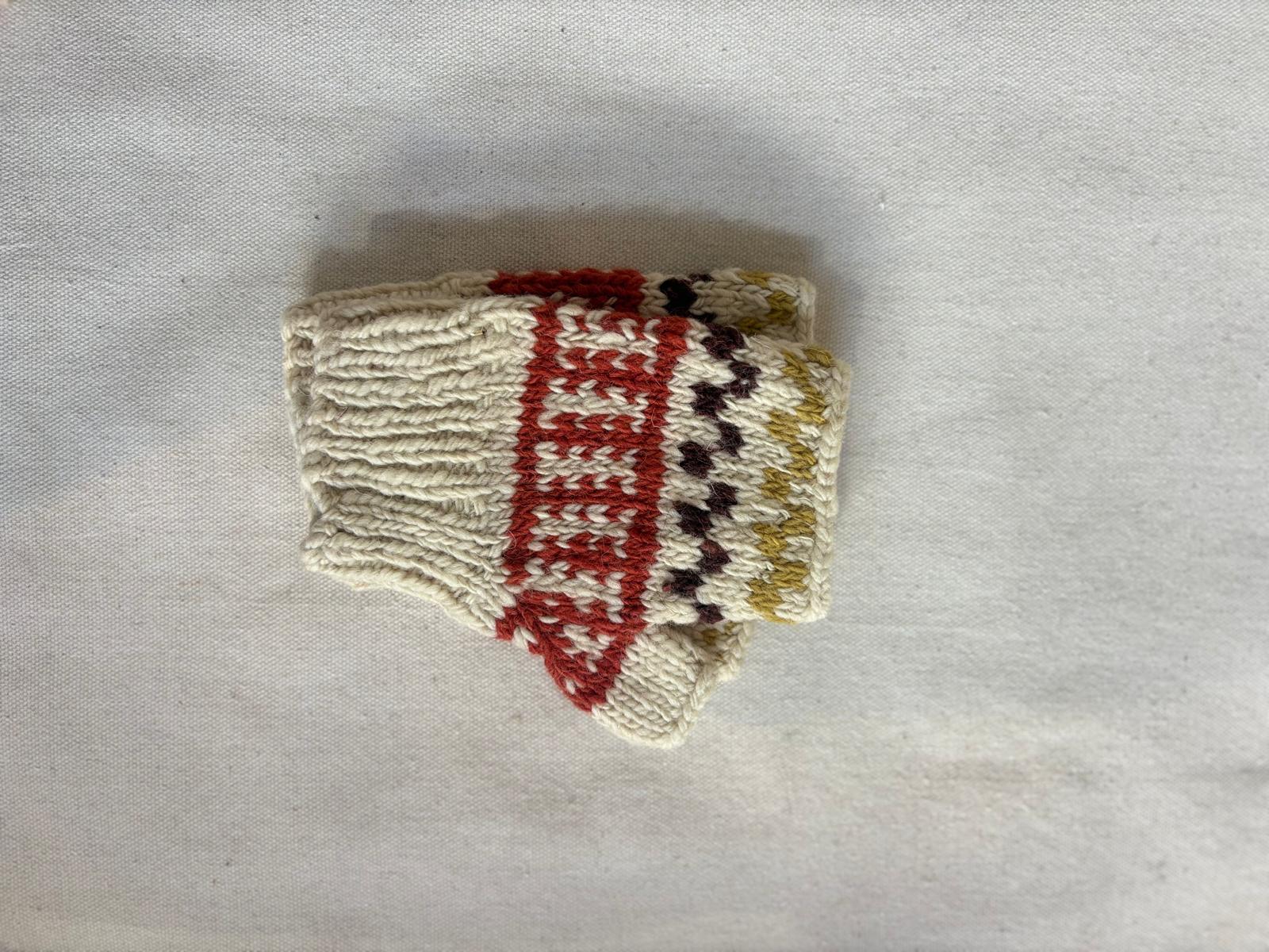 Motif Mitts